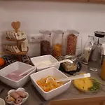 Haus Kuechelspitz Nocleg ze śniadaniem 3*