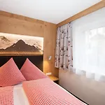 Haus Kuechelspitz 3* Ischgl