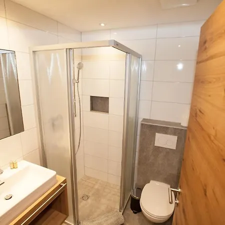 Bed & Breakfast Haus Kuechelspitz Ischgl