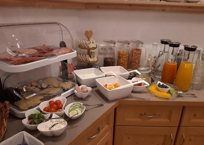 Bed & Breakfast Haus Kuechelspitz 3*