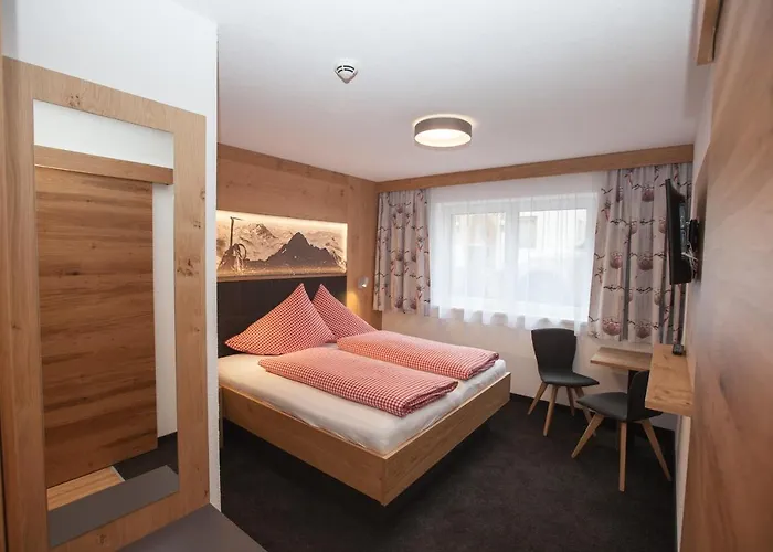 Haus Kuechelspitz Nocleg ze śniadaniem Ischgl